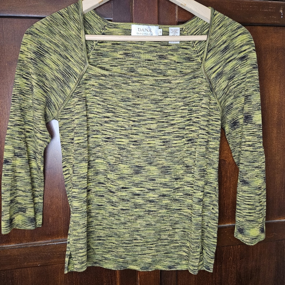 Dana Buchman Womens MEDIUM Top Blouse Shirt 52% Rayon 28% Cotton Multi-Color